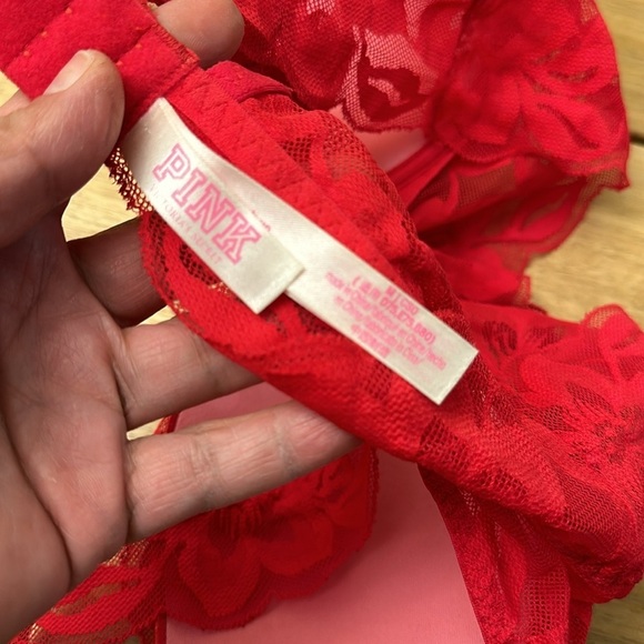 PINK ⭐️ Victorias Secret red push up  lace bra - Picture 6 of 6
